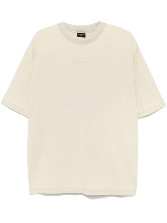 Short -sleeved t -shirt