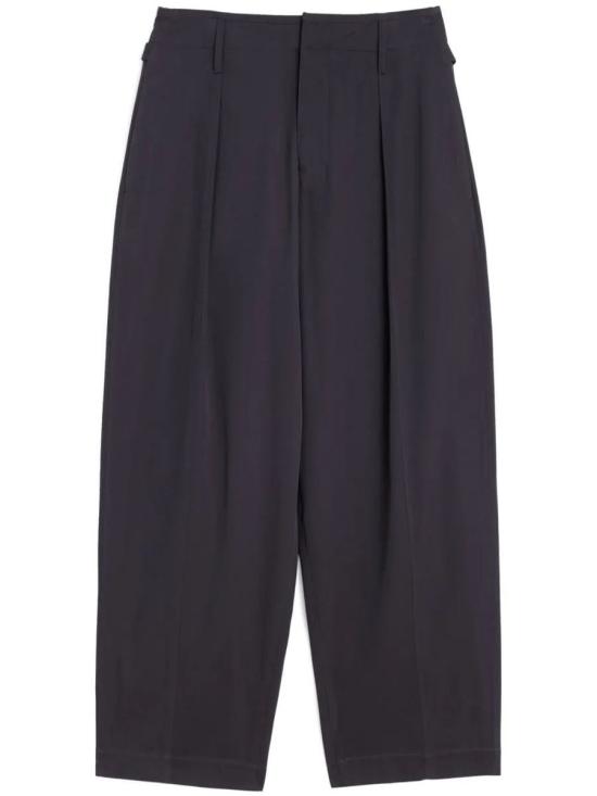 Straight pants
