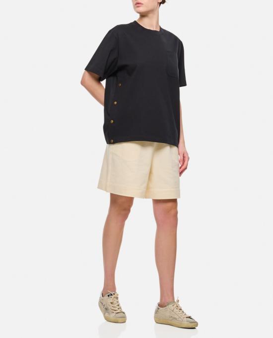 Short -sleeved t -shirt