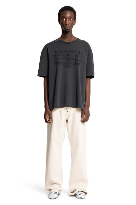 Long -sleeved t -shirt