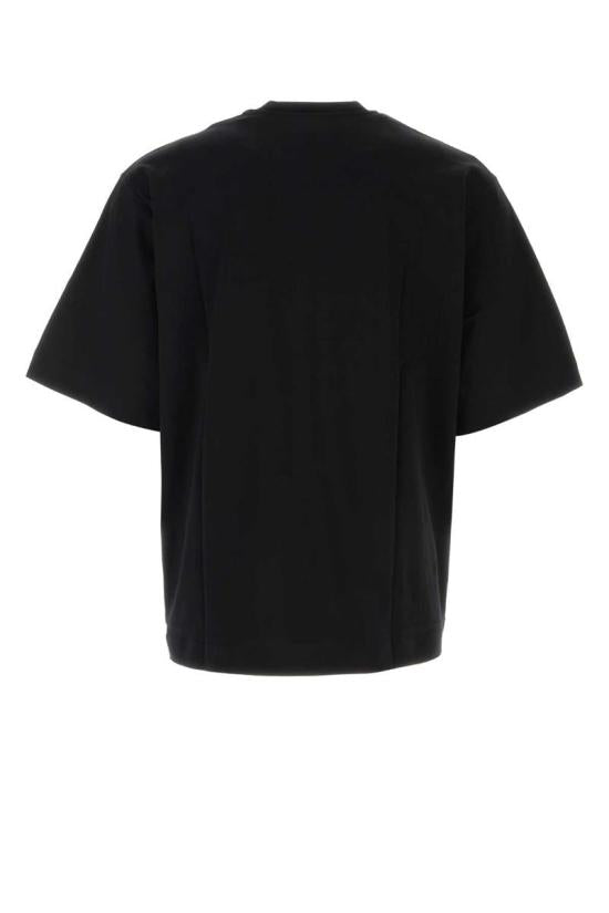 Short -sleeved t -shirt
