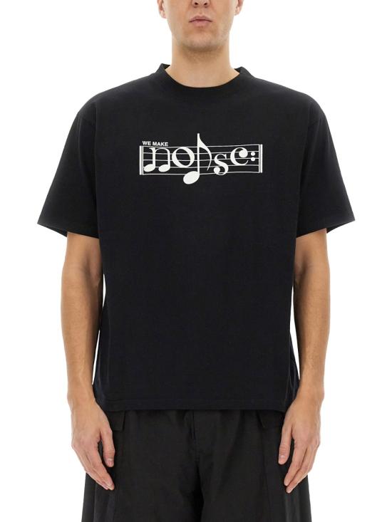Short -sleeved t -shirt
