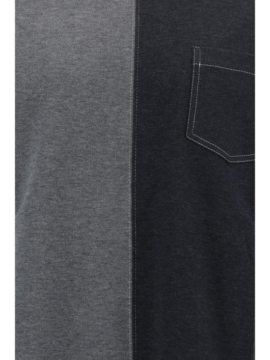 Short -sleeved t -shirt
