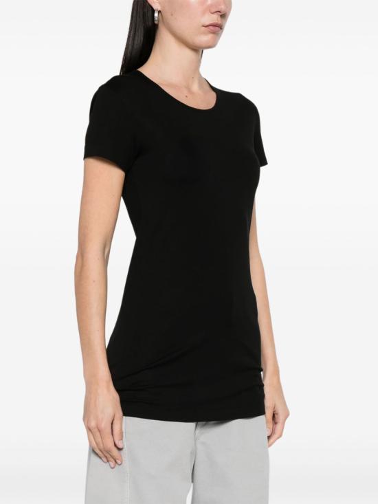 Short -sleeved t -shirt