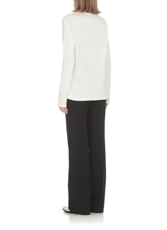 Long -sleeved t -shirt