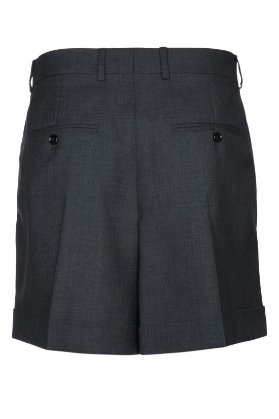 Short pants