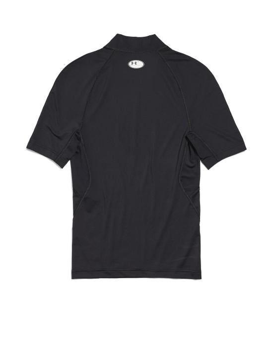 Short -sleeved t -shirt
