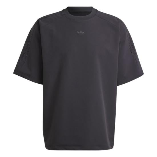 Short -sleeved t -shirt