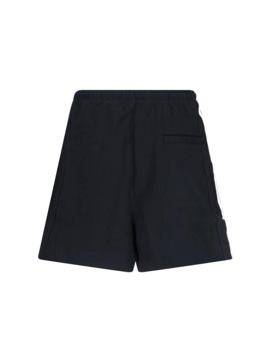 Short pants