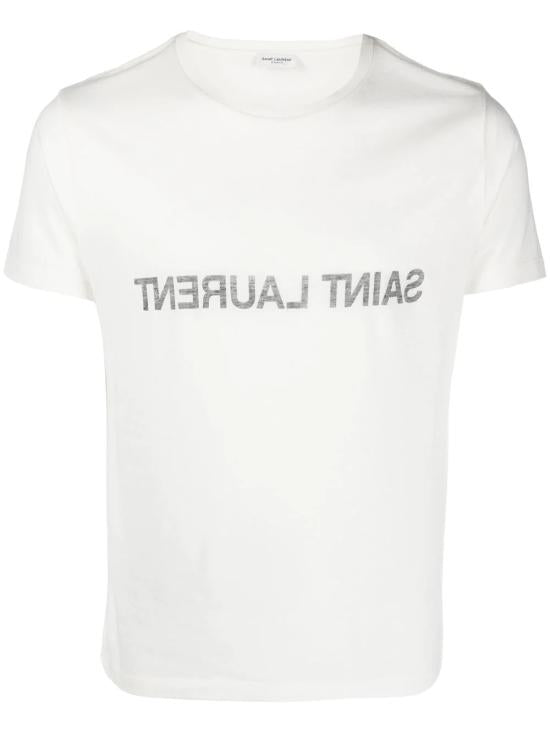 Short -sleeved t -shirt