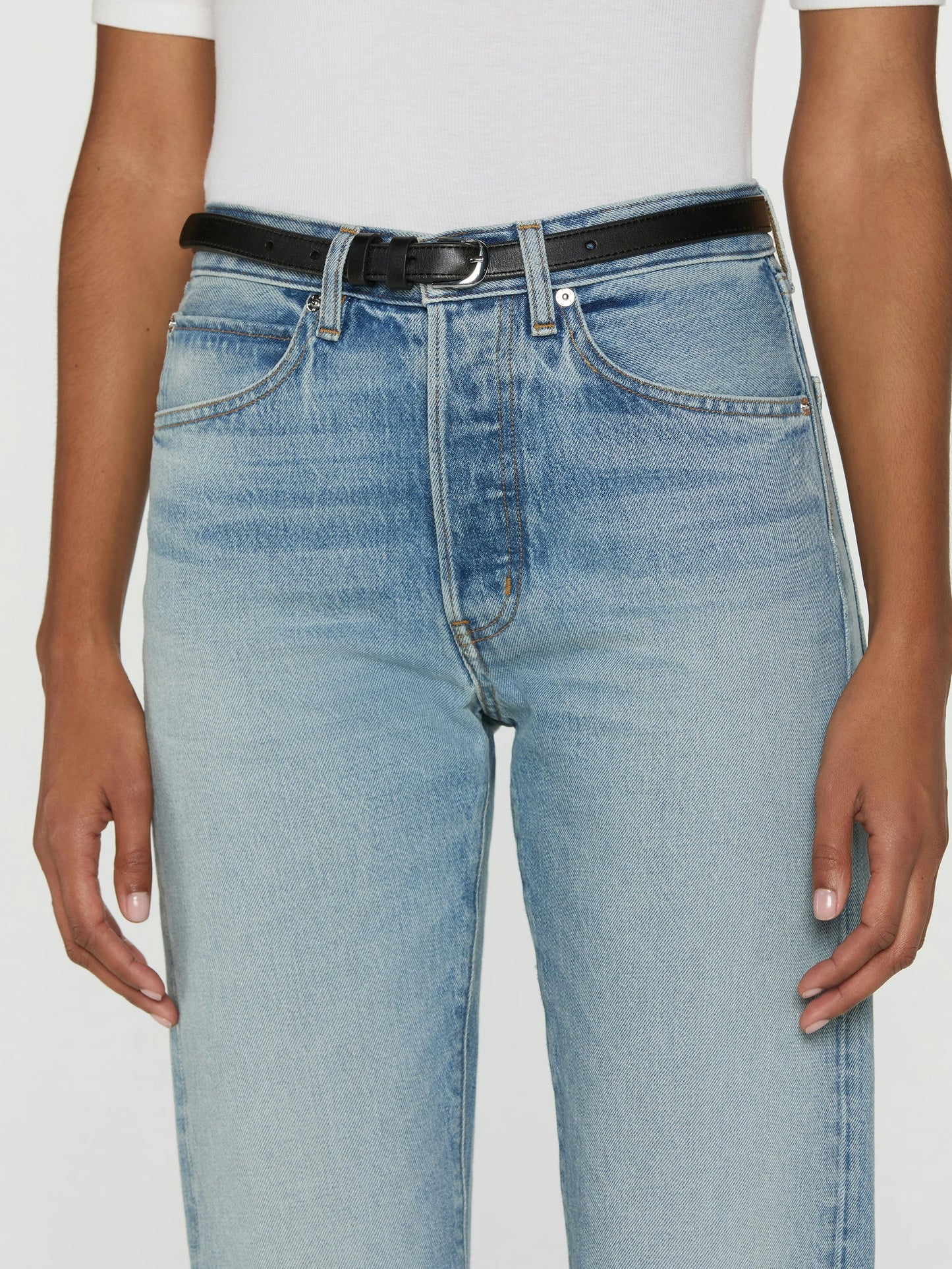 THE VERTICAL JEAN