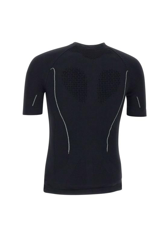 Short -sleeved t -shirt