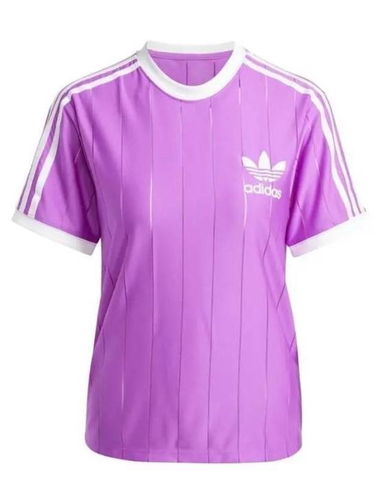 Short -sleeved t -shirt