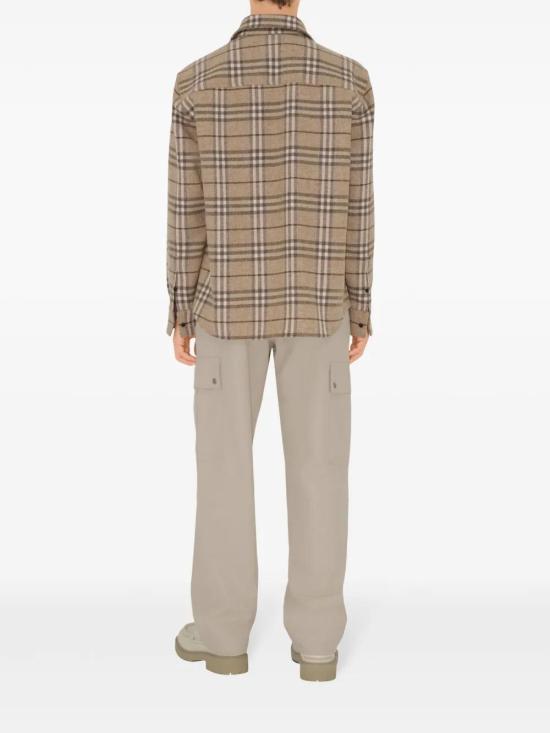 Long -sleeved shirt