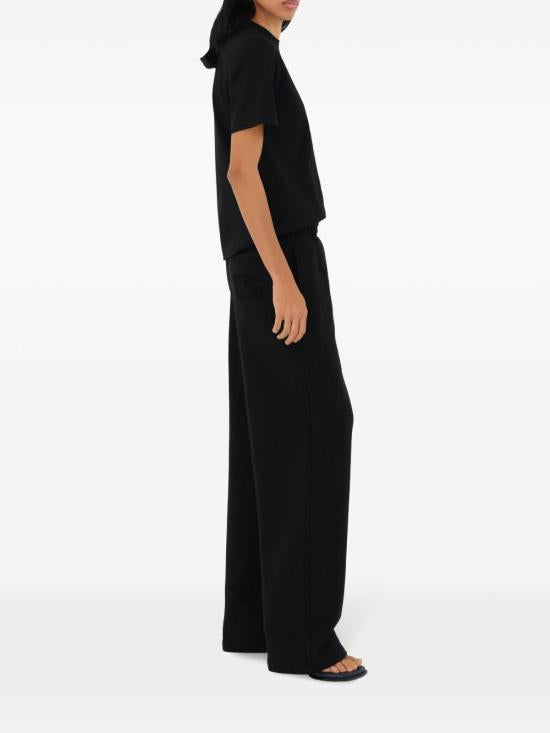 Short -sleeved t -shirt