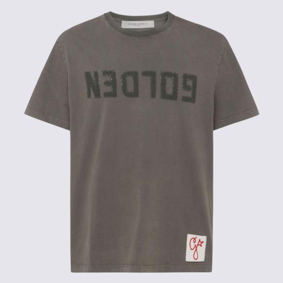 Short -sleeved t -shirt