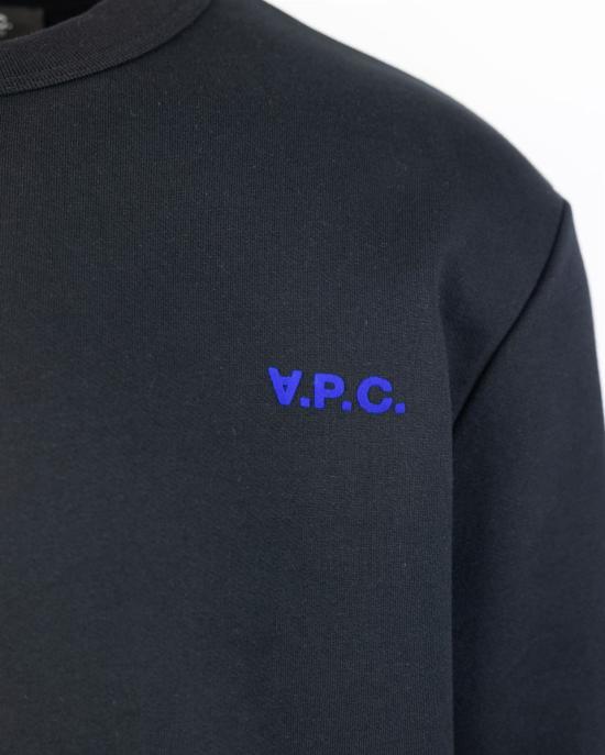 Long -sleeved shirt