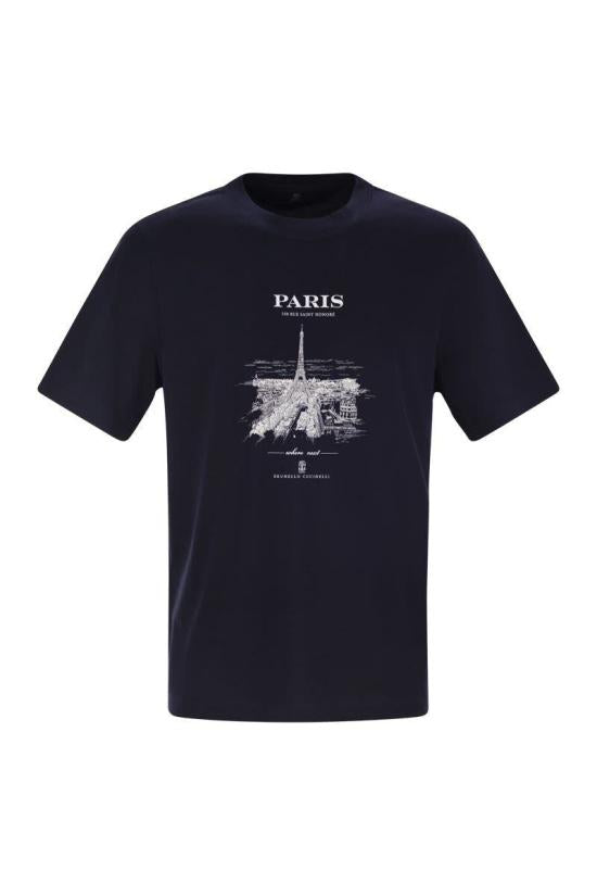 Short -sleeved t -shirt