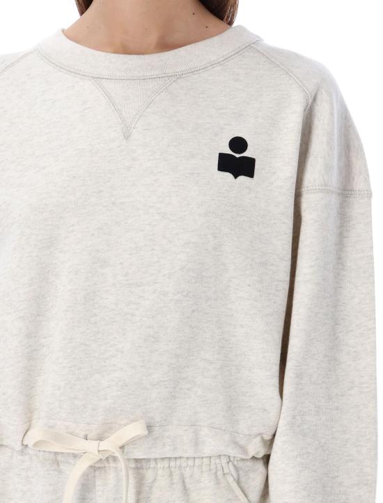 Long -sleeved shirt