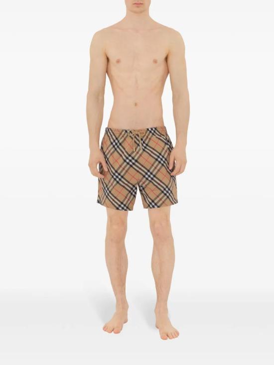 Short pants