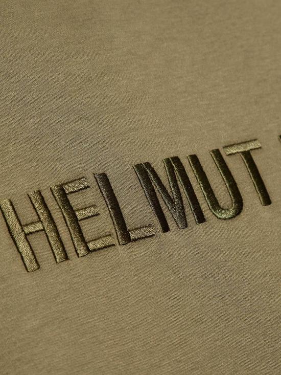Short -sleeved t -shirt
