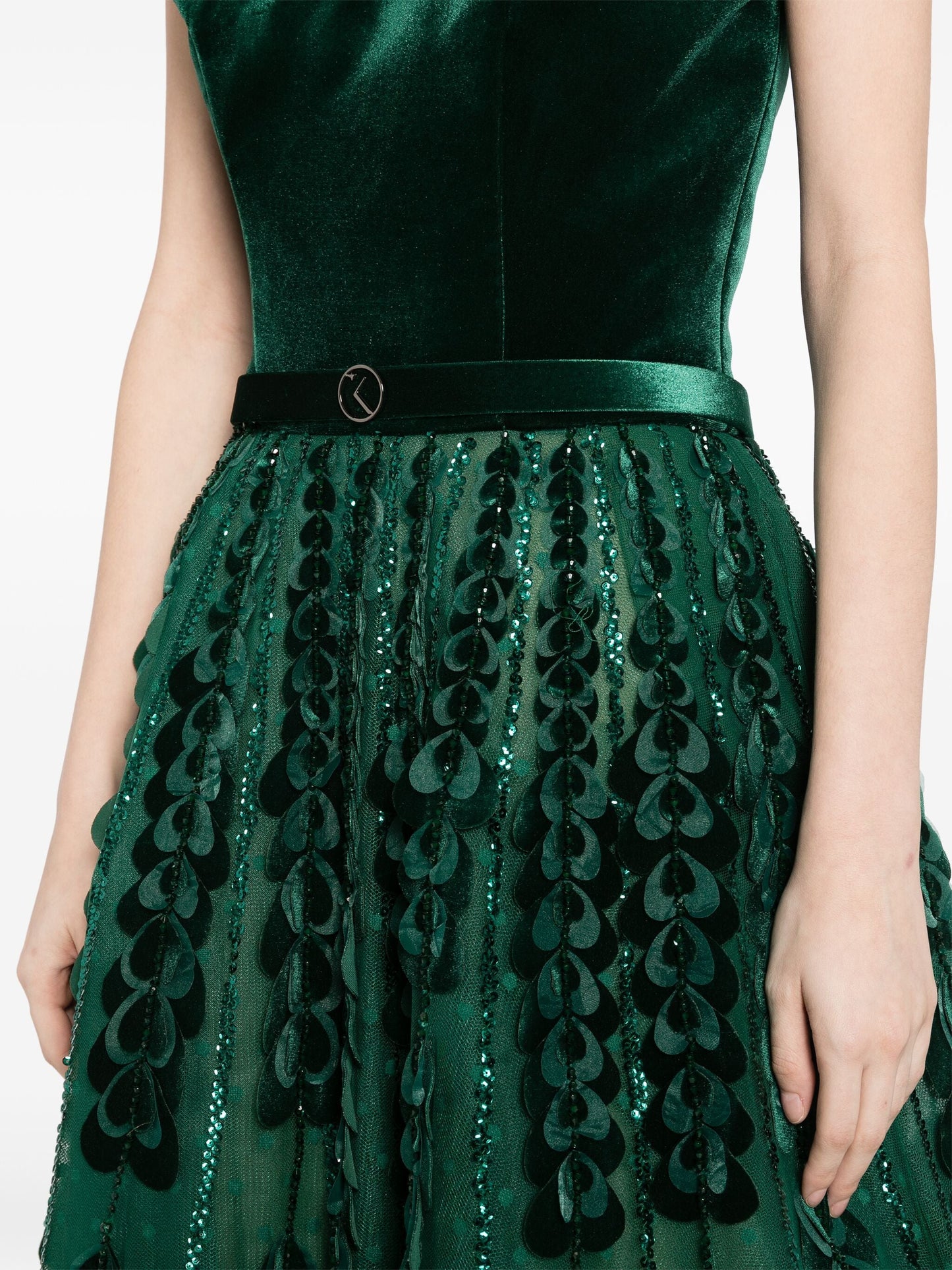 beaded-tulle-skirt-with-velvet-bodysuit-rtwfw23-14