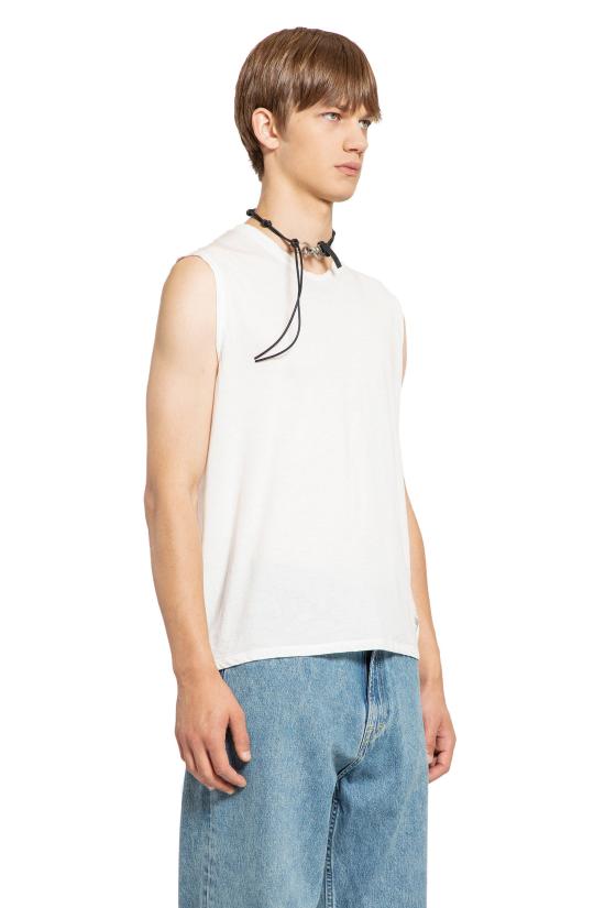 Long -sleeved t -shirt