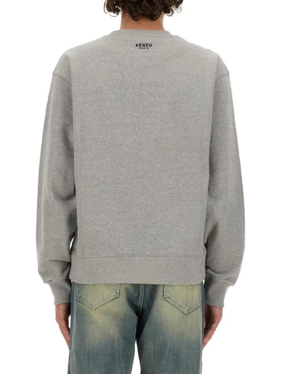Long -sleeved shirt