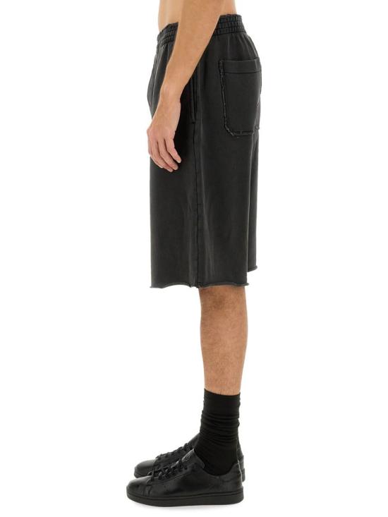 Short pants