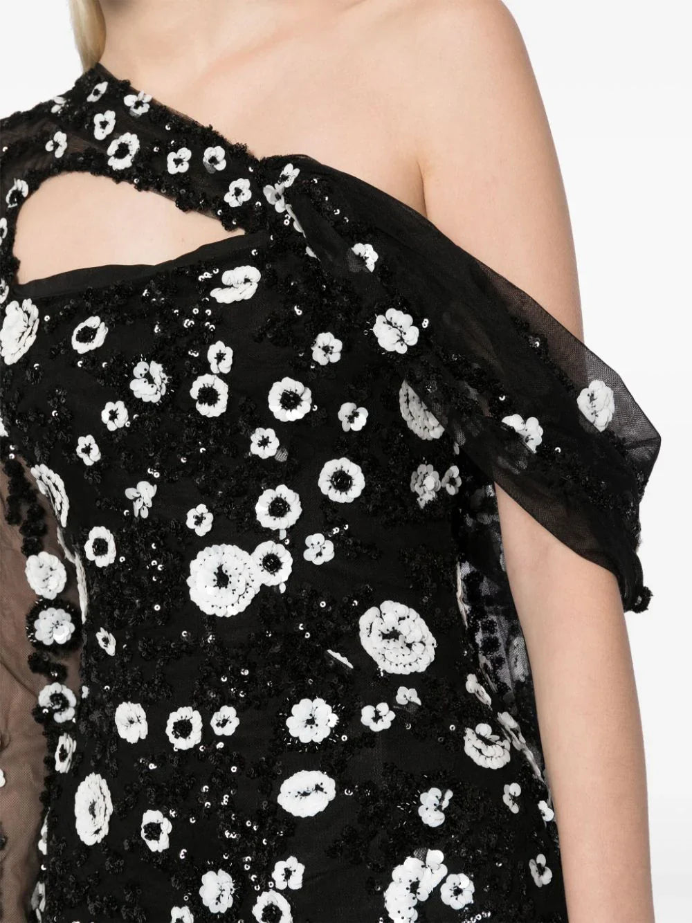 tulle-one-shoulder-sleeve,-dress-with-dotted-beading-a-tulle-tail-rtwss24-11
