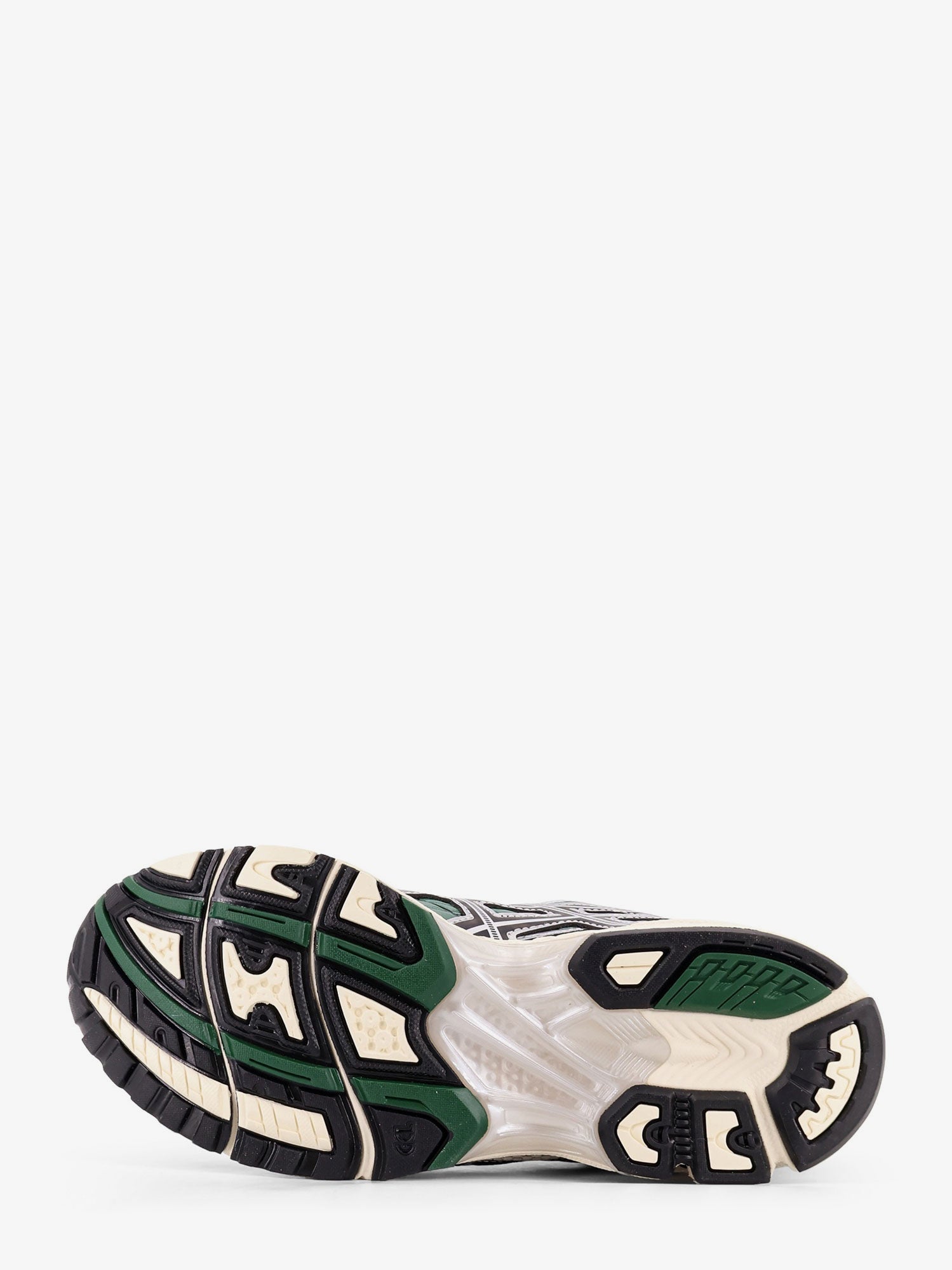 asics-gel-nimbus-mesh-sneakers