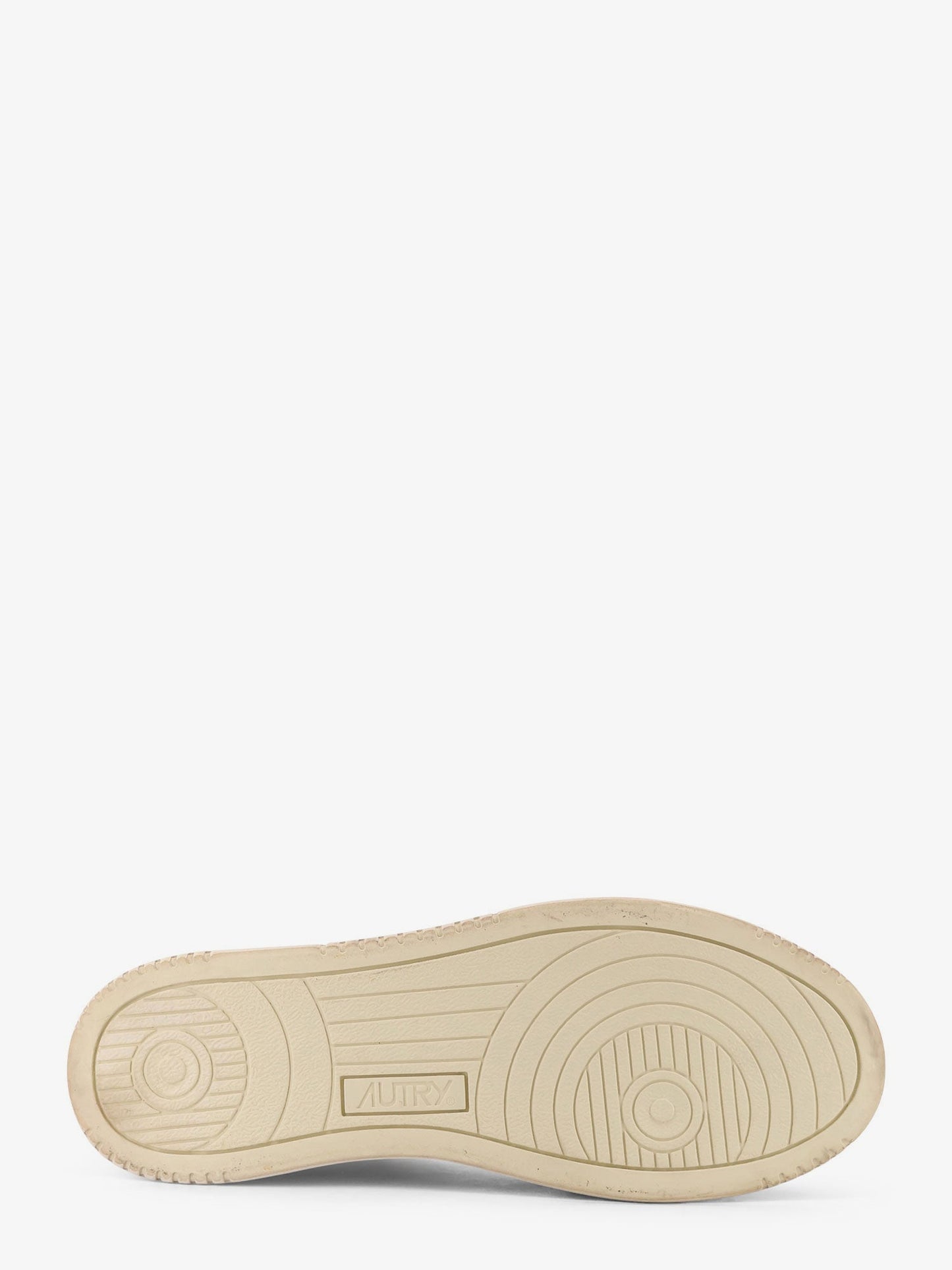 autry-super-vintage-leather-low-top-sneakers
