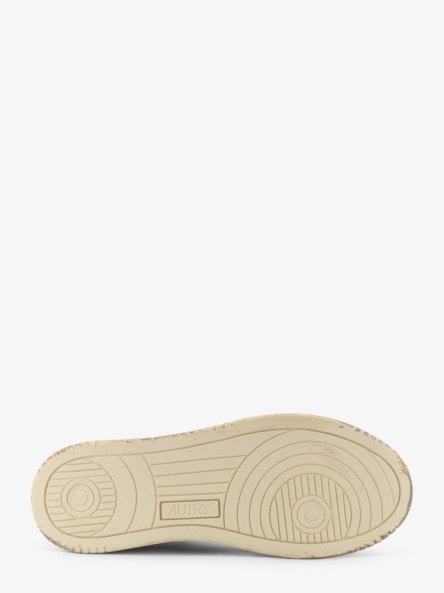 autry-super-vintage-low-top-leather-sneakers
