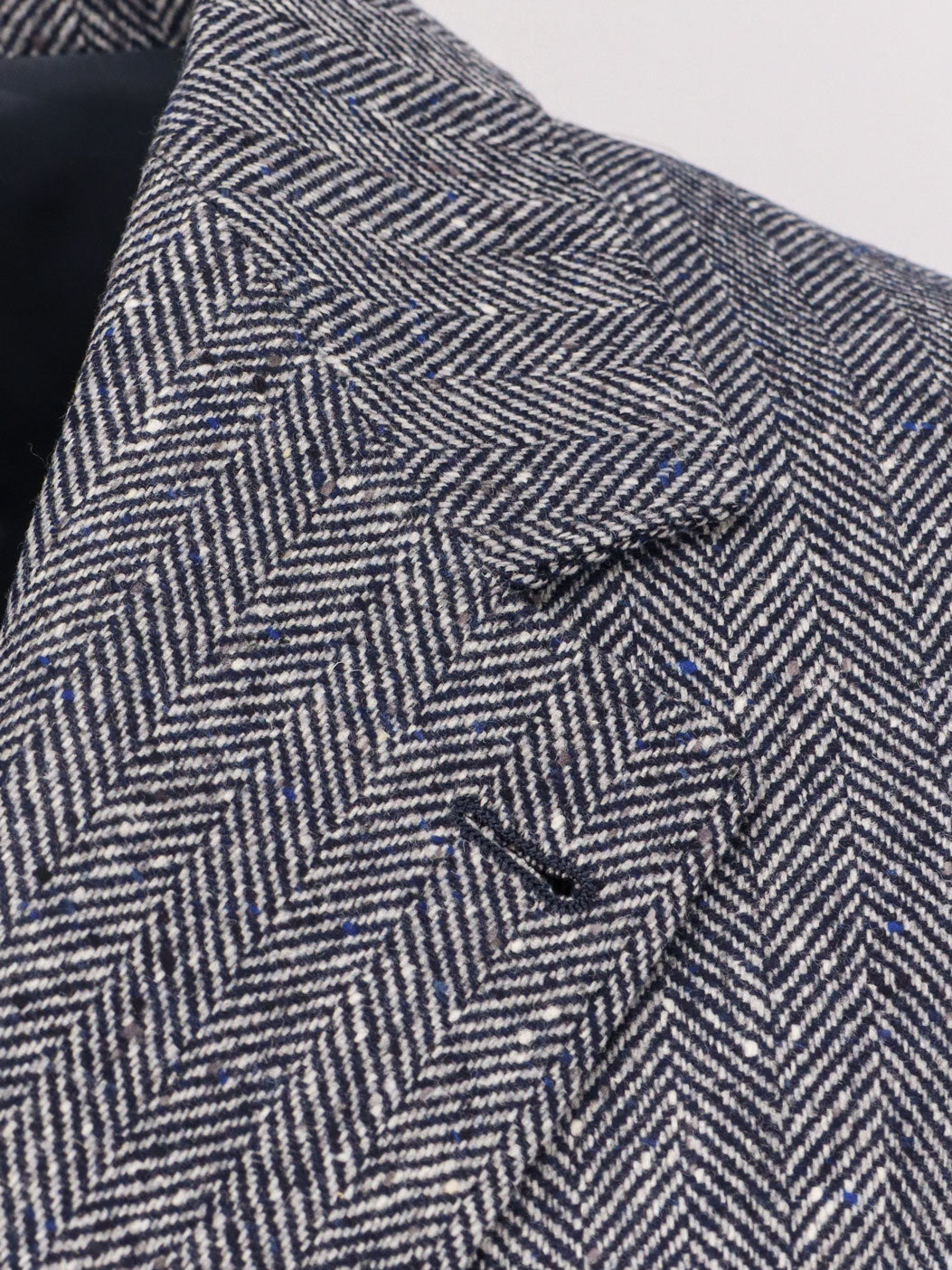 brunello-cucinelli-herringbone-wool-and-cashmere-blazer