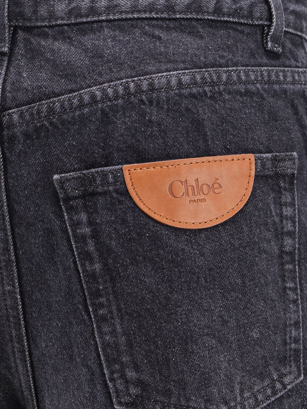 chloe'-jeans-with-iconic-leather-logo-tag