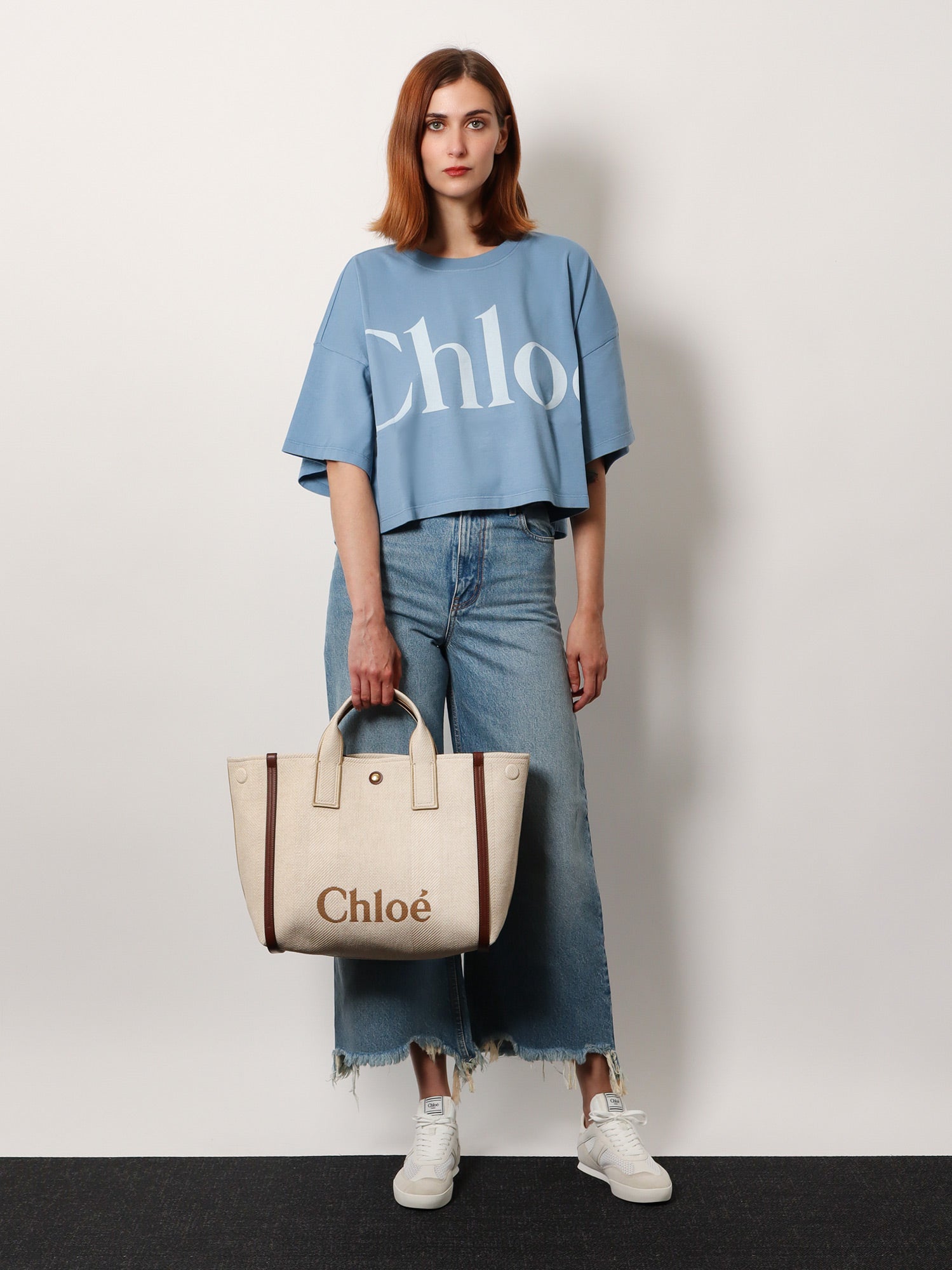 chloe'-chloè-carry-canvas-shoulder-bag-with-logo-embroidery