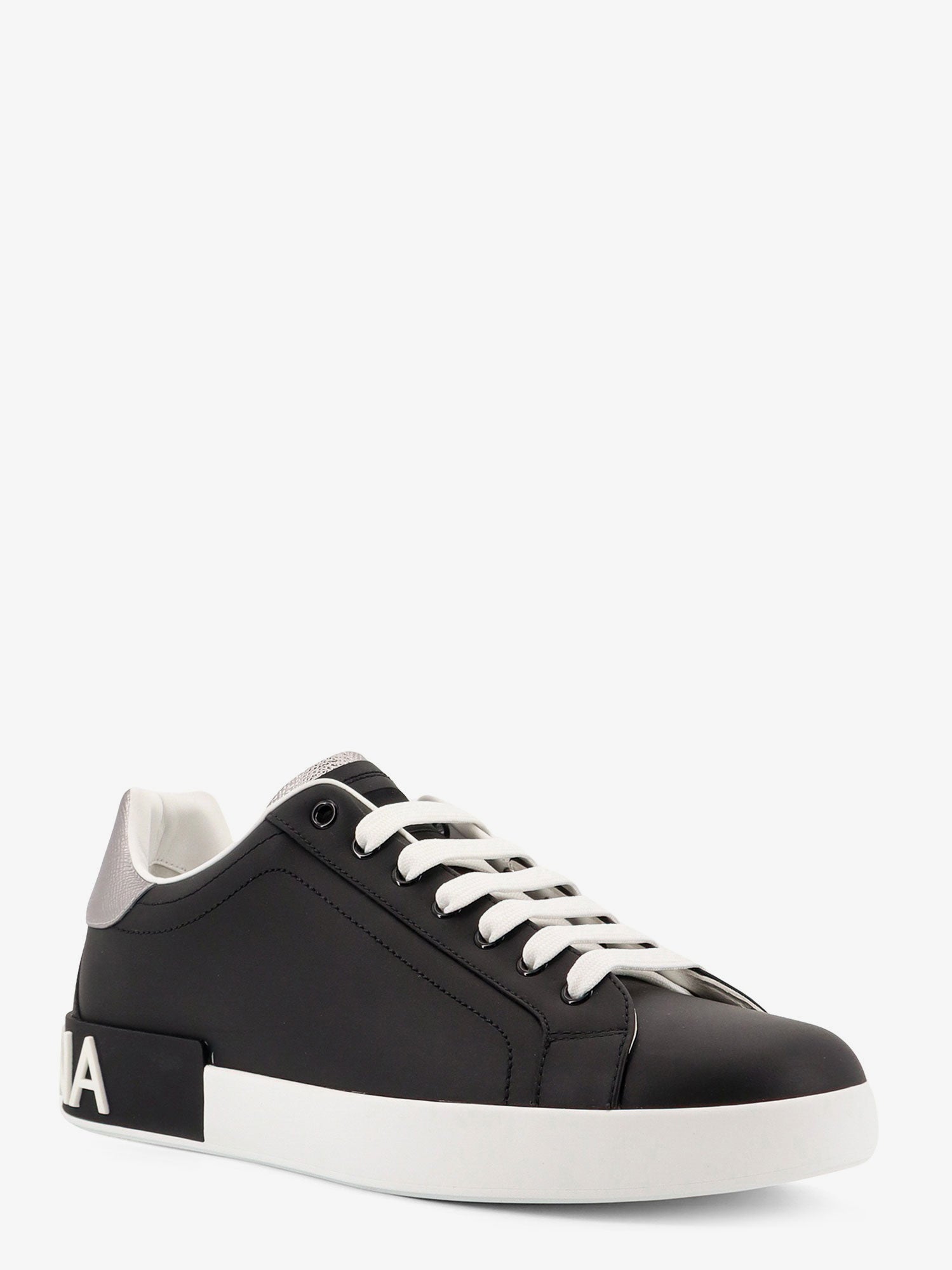 dolce-&-gabbana-low-top-leather-sneakers