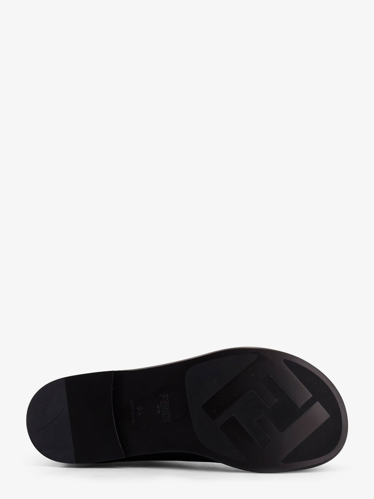 fendi-chelsea-squared-ff-leather-boots