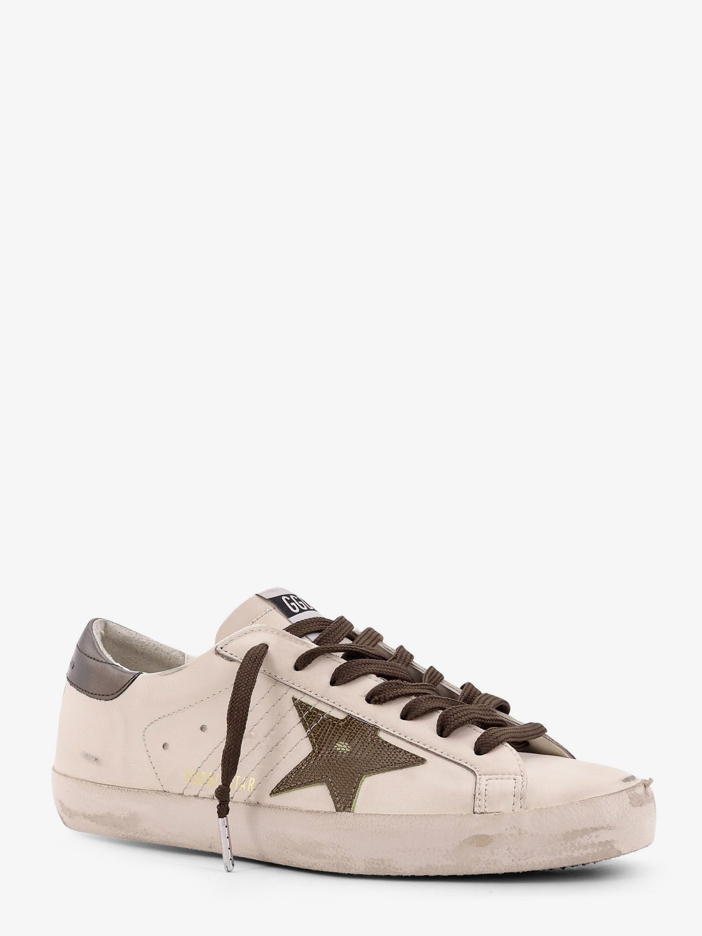 golden-goose-deluxe-brand-super-star-classic-with-list-low-top-leather-sneakers-with-used-effect