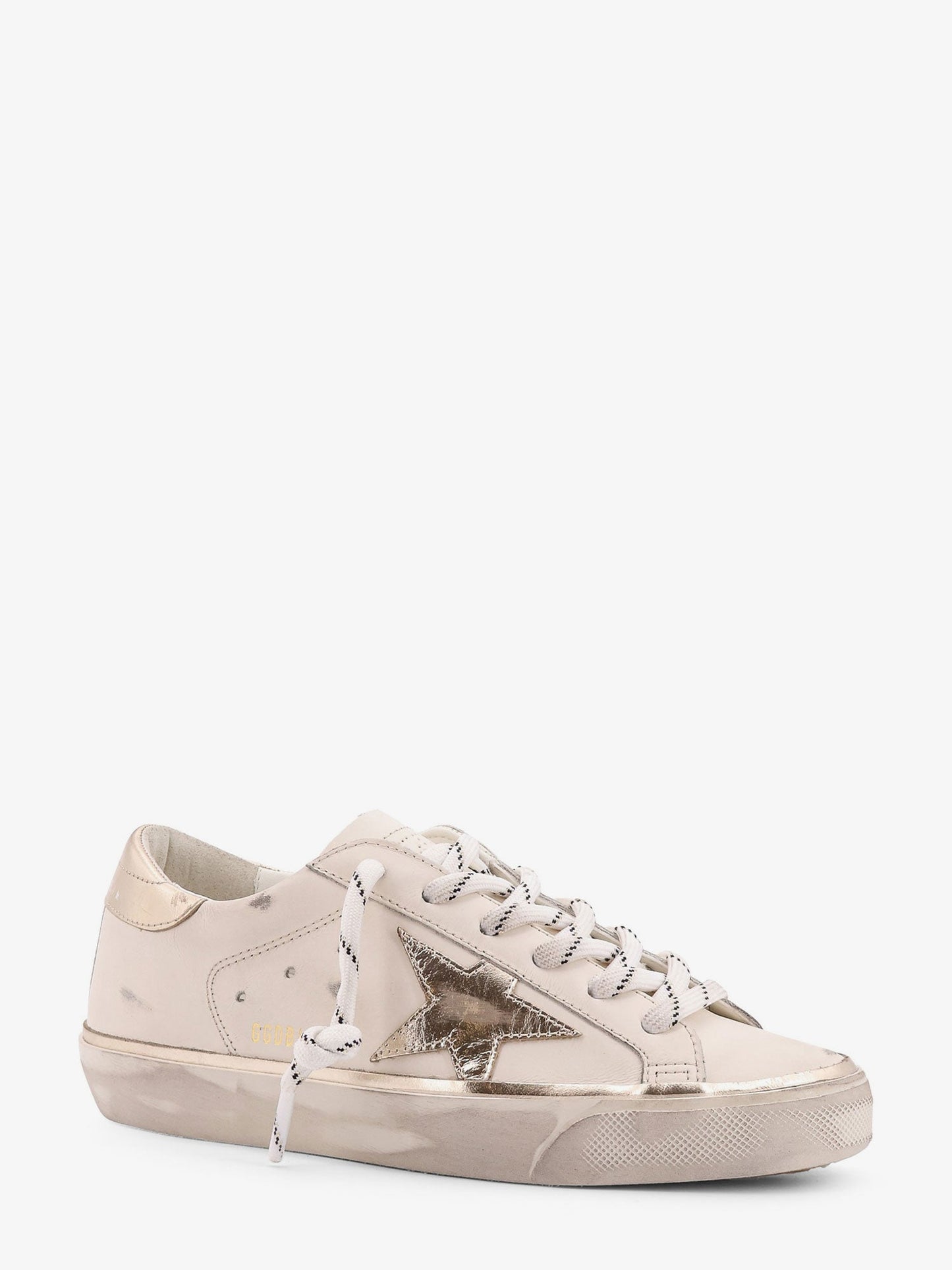 golden-goose-deluxe-brand-super-star-classic-with-list-low-top-leather-sneakers-with-used-effect