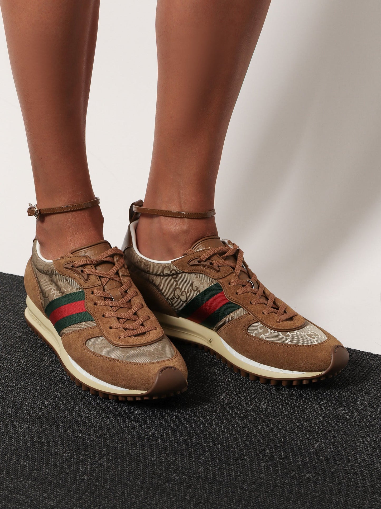 gucci-re-motion-suede-low-top-sneakers