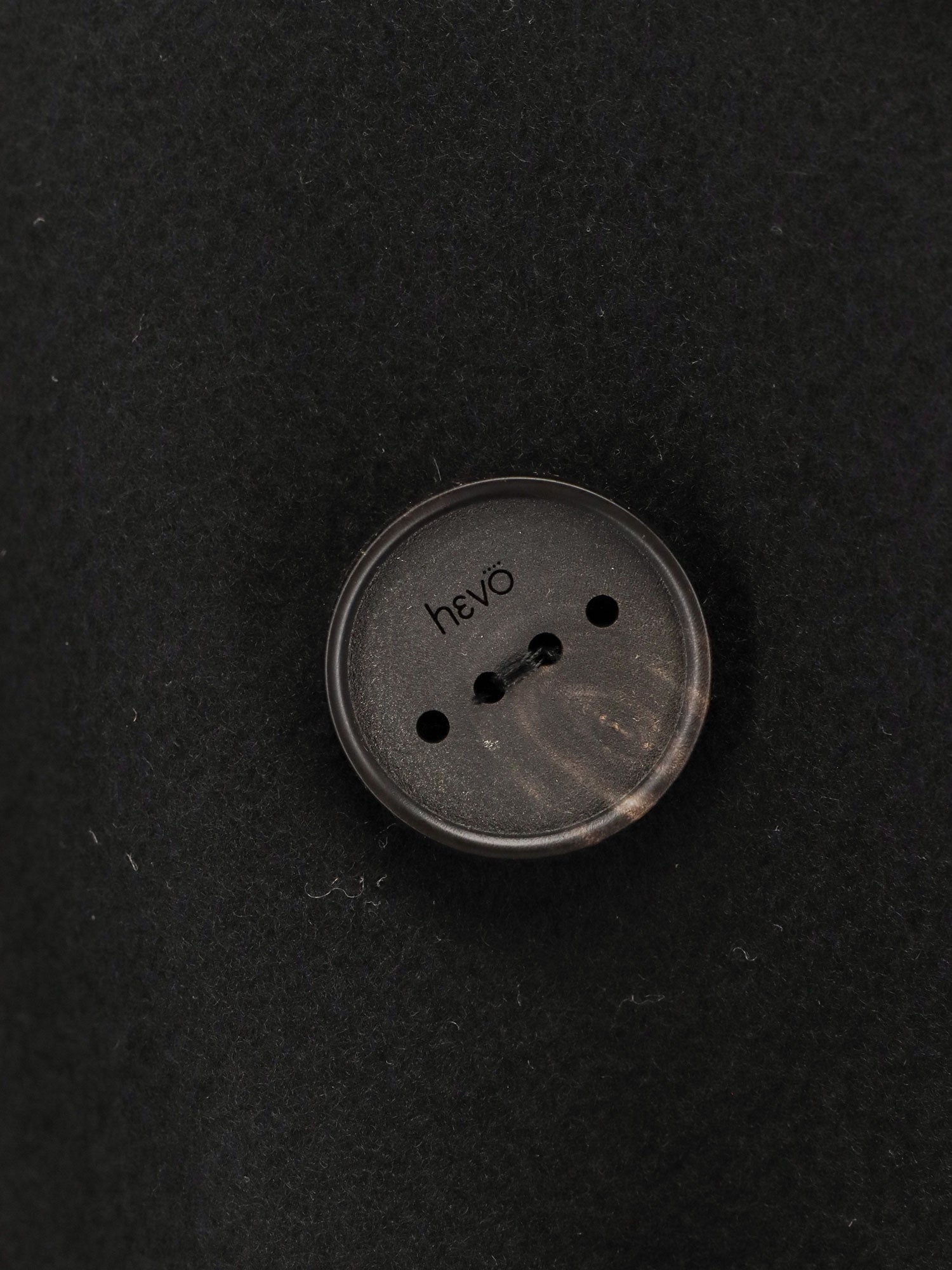 hevo-tricase-double-breasted-wool-blend-coat