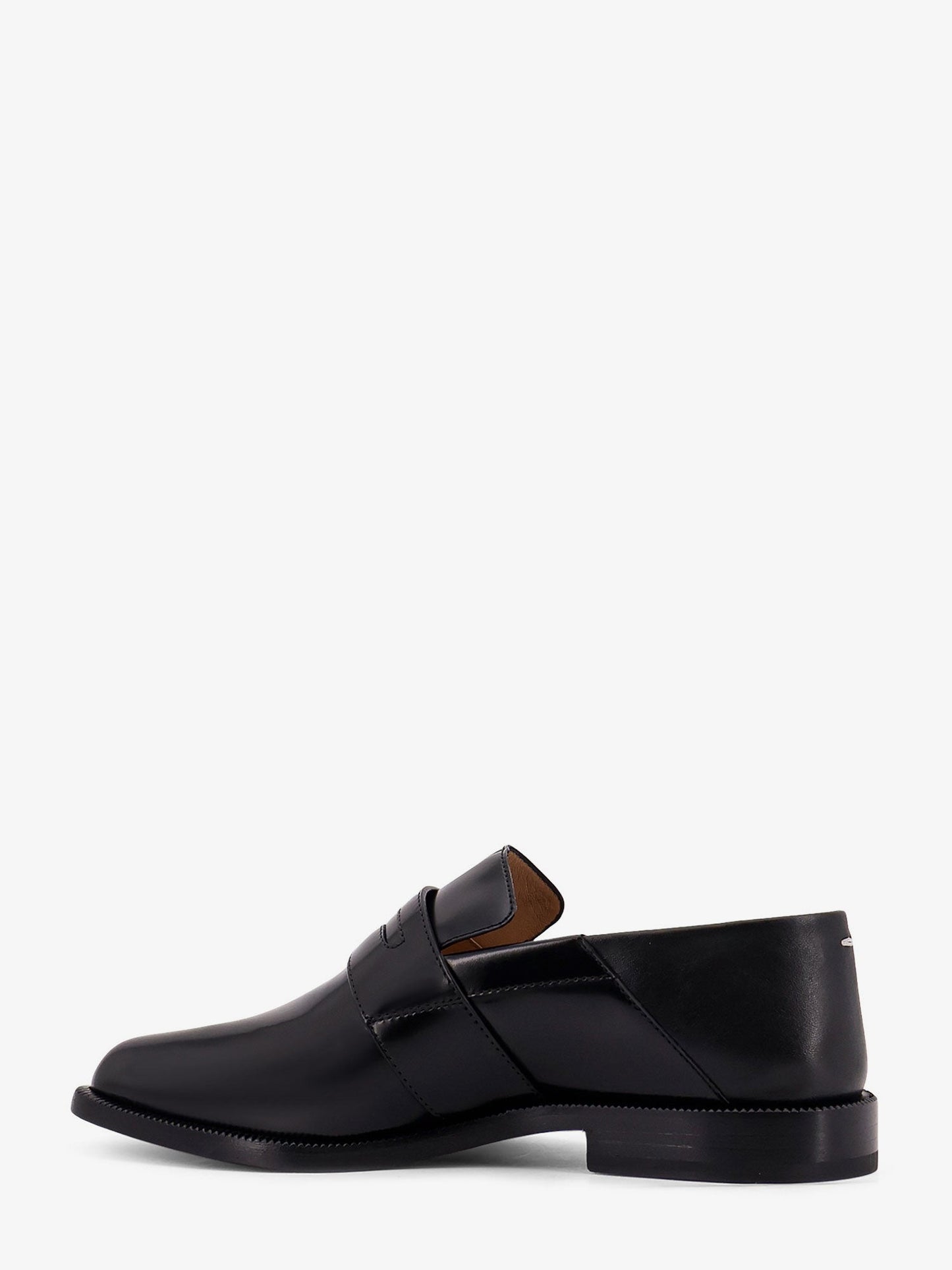 maison-margiela-tabi-leather-loafers
