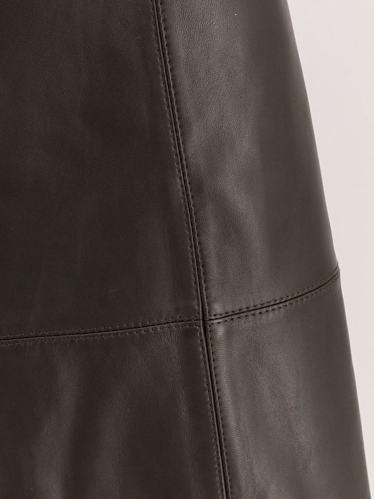 soeur-gwen-leather-skirt