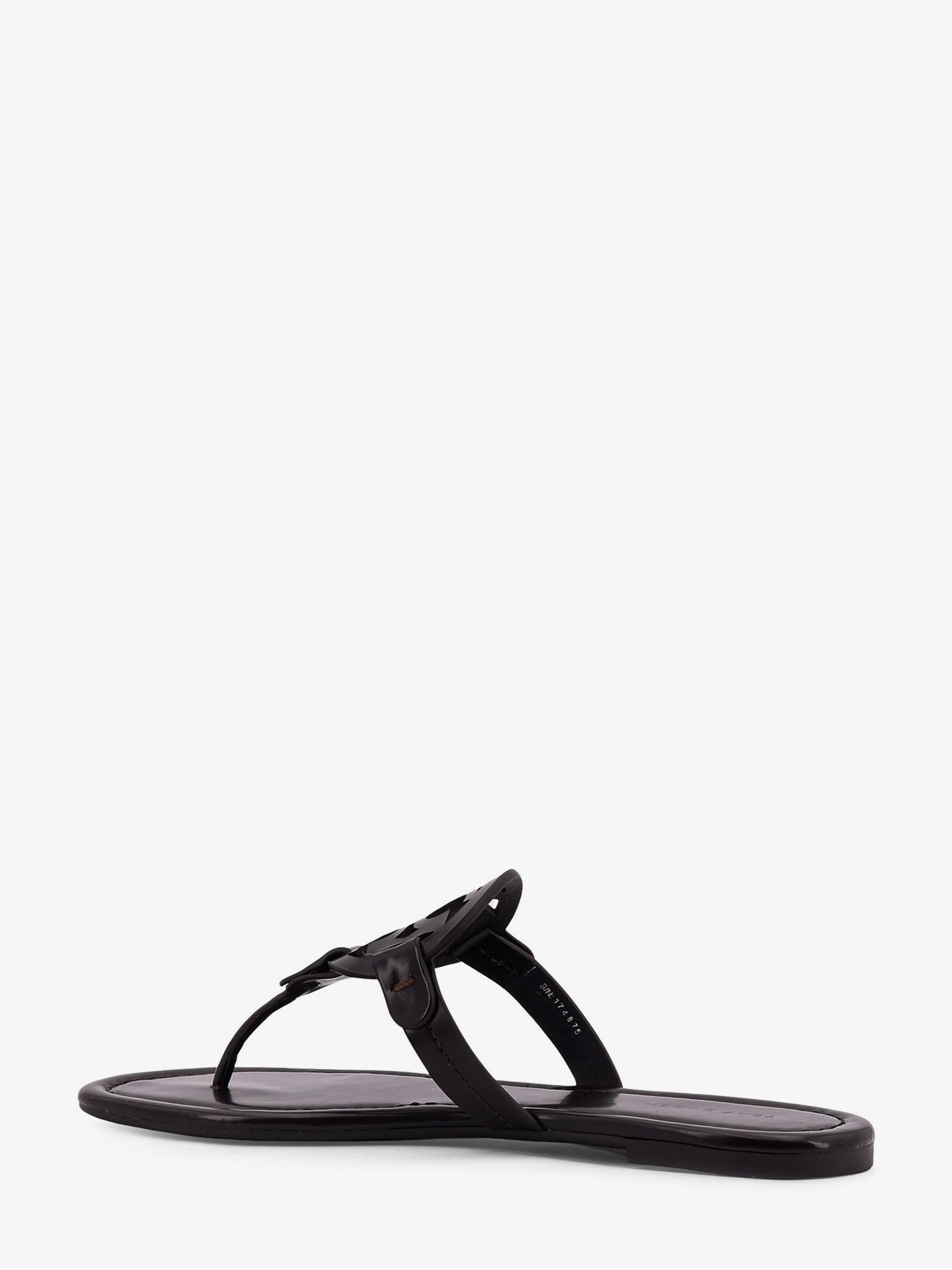 tory-burch-leather-thong-sandals