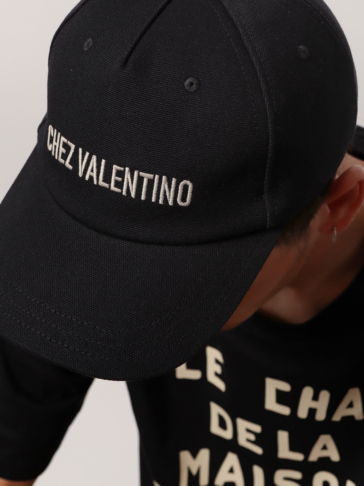 valentino-garavani-cotton-baseball-hat