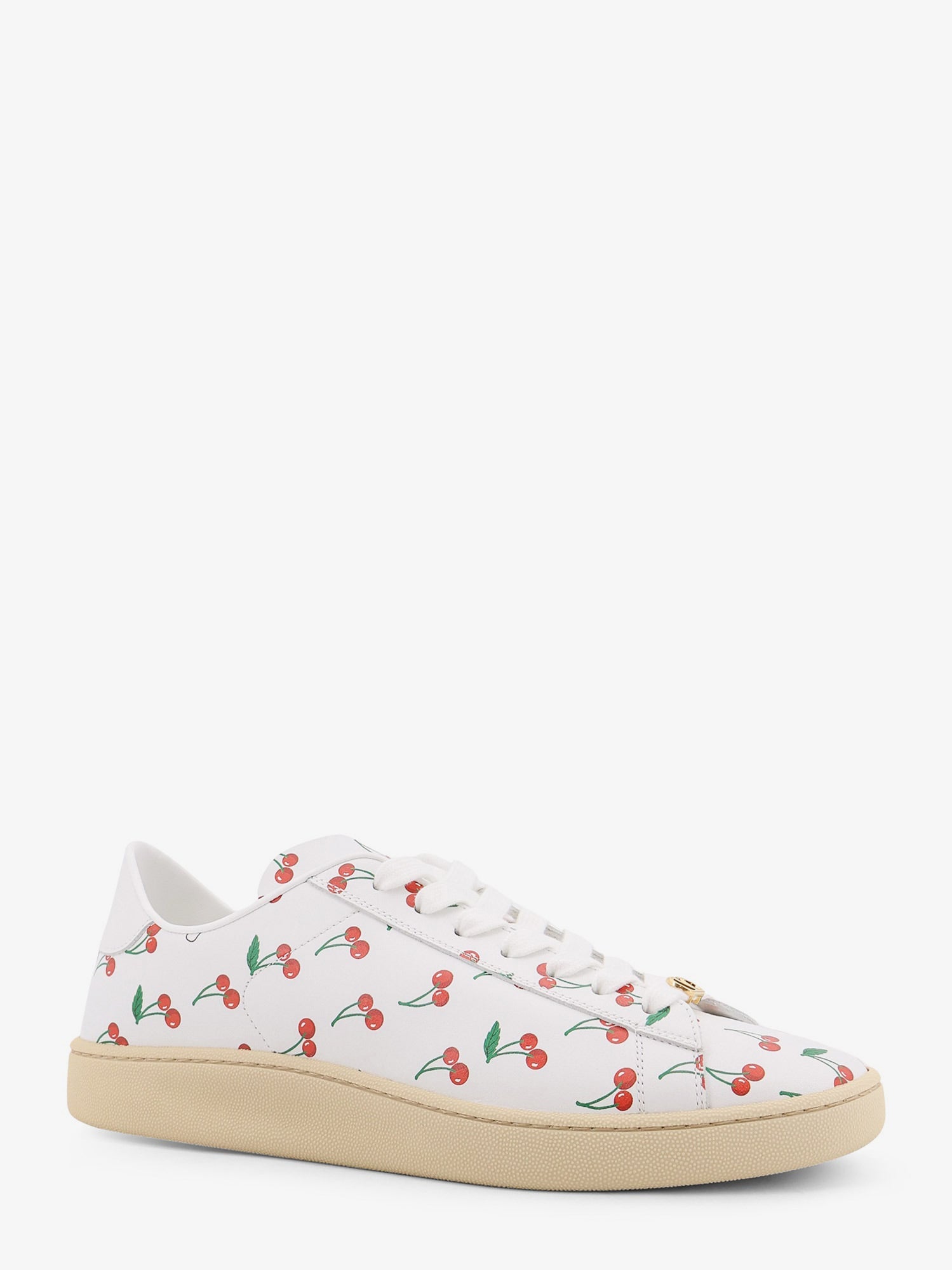 valentino-garavani-royco-low-top-leather-sneakers
