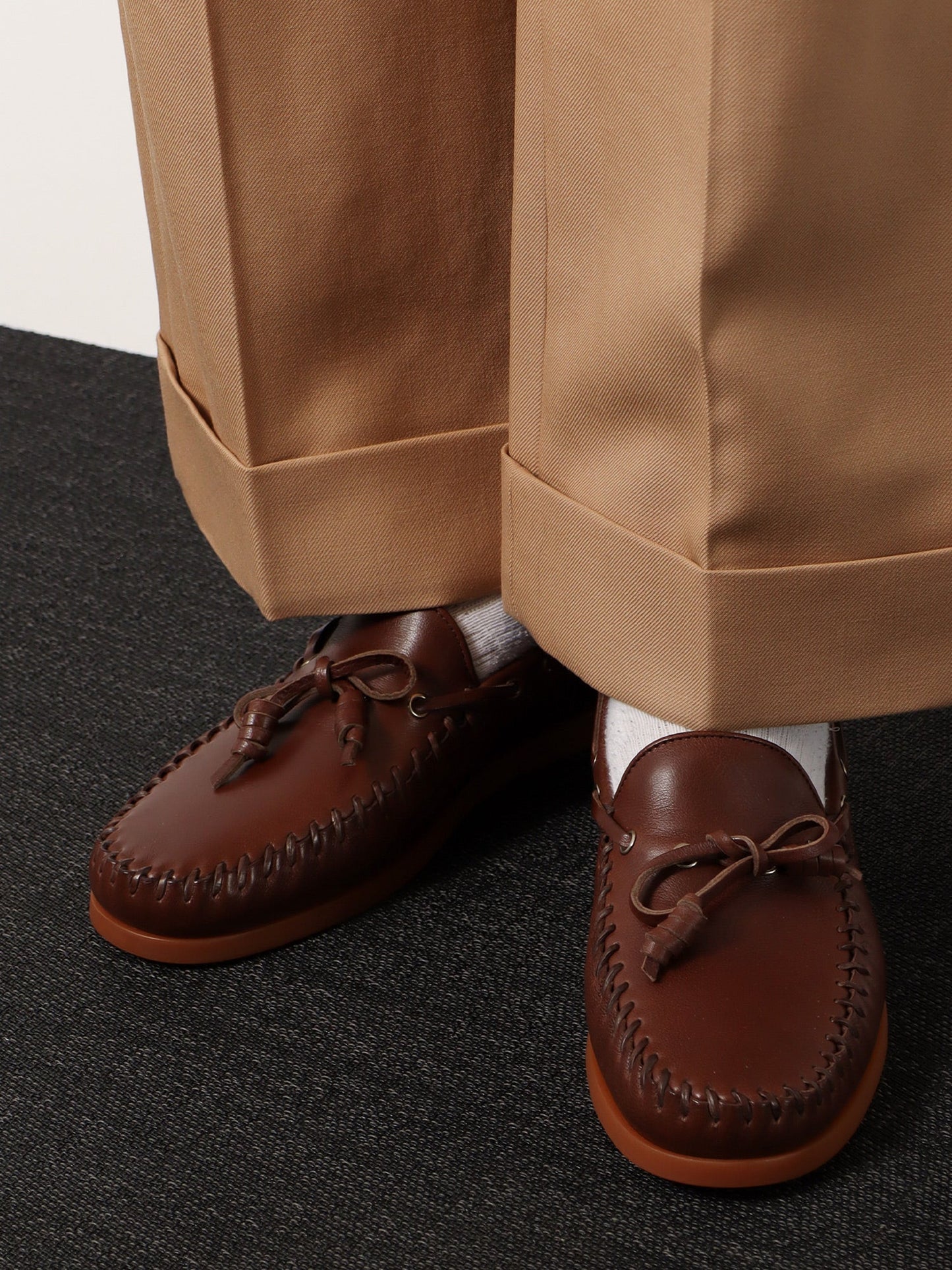 valentino-garavani-palm-avenue-leather-loafers