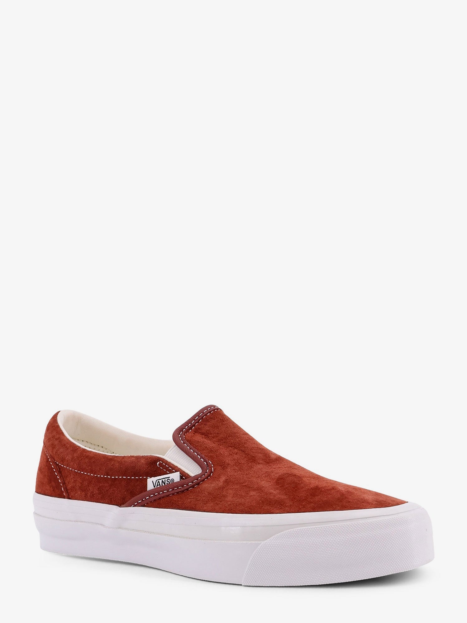 vans-lx-classic-slip-on-98-low-top-suede-sneakers