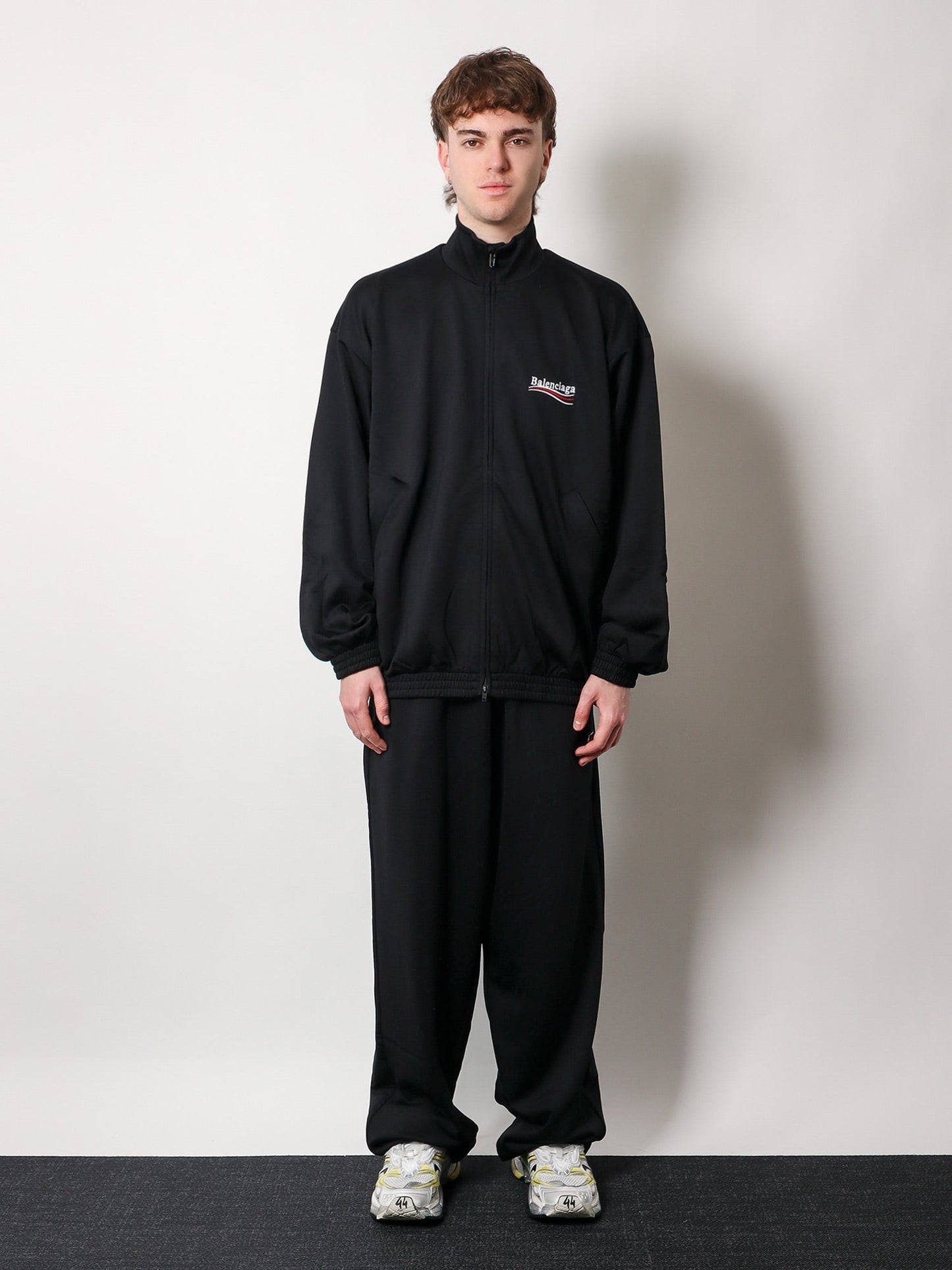 balenciaga-balenciaga-unisex-sweatshirt-with-logo-embroidery